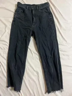GU ブラック デニムパンツ カットオフ Mのサムネイル
