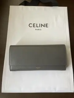 T2450 未使用 セリーヌ ラージフラップウォレット Wホック 二つ折り長 