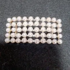 パール装飾の長方形　帯留め　ブローチ