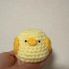 【匿名配送】編みぐるみ　ひよこ　ハンドメイド　手のひらサイズ