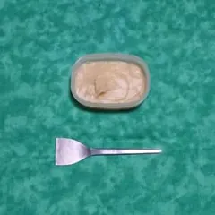 アタッチメントグリス 約30g ヘラ付き グラブ、グローブ、ミット用 値下げ不可