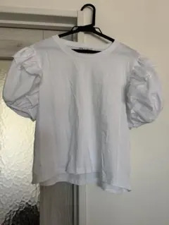 ZARAパフスリーブフリル袖トップスTシャツ　カットソーL