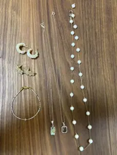 総額4万以上!!アクセサリーまとめ売り!!