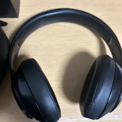 値下げ交渉可 Beats Studio proワイヤレスヘッドホン 本体 - メルカリ