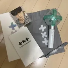 ※電源つきませんTXT 公式 トレカ付き ペンライト ver2 トゥバ モア棒