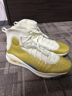 アンダーアーマー Curry 4 Retro