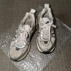 即日発送可/WMNS NIKE V2K RUN / size 24cm