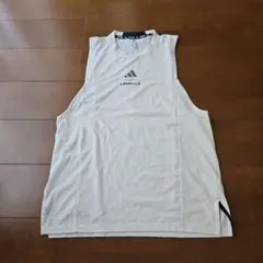 adidasタンクトップ