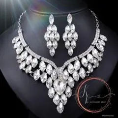 新品 クリスタルグランデール ビジュ セット ネックレス・ピアス 高見え