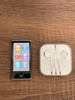 【新品同様品】 iPod nano第7世代スペースグレイ未使用イヤホン、ケース付 新品同様品】 iPod nano第7世代スペースグレイ未使用イヤホン、ケース