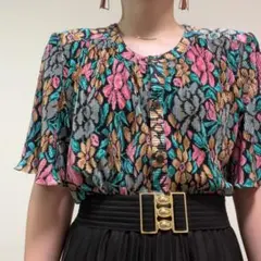 花柄 リーフ柄 プリーツ ノーカラー 半袖 レトロ ブラウス