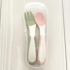 リッチェル　トライ　やわらかにぎにぎスプーン　フォーク　セット　ケース付き