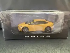 TOYOTA PRIUS イエローのサムネイル