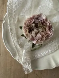 布花 アンティークローズのコサージュ ハンドメイド ブローチ 染花