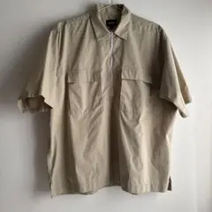 BEAMS ベージュ ジップアップ半袖シャツ