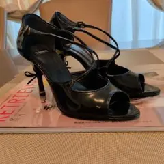 【美品】MORGAN ハイヒール パンプス ブラック　サイズ22.5㌢のサムネイル