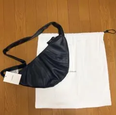 【未使用】LEMAIRE Medium Croissant Bag ブラックのサムネイル