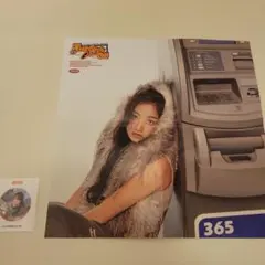 TWICE The Story Goes On 予約特典　ポスター　ステッカー