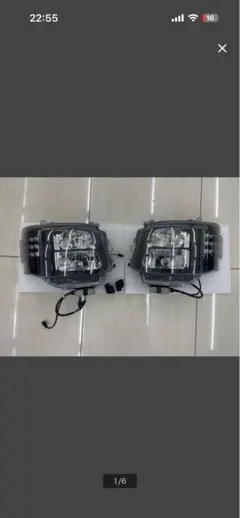 希少　ヴァレンティ　3型　ハイエース　ヘッドライト 左右セット 本体のサムネイル