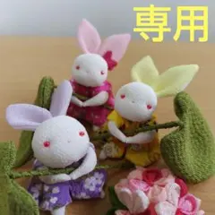 ちりめん細工（梅雨のうさぎの童子）