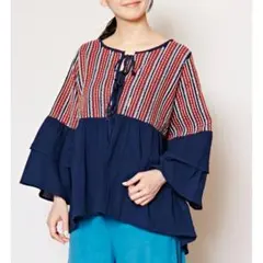 チャイハネ フォークロア刺繍フレアスリーブトップス ネイビーのサムネイル