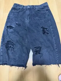 COLZA デニムショートパンツ ブラック ダメージ加工 - メルカリ