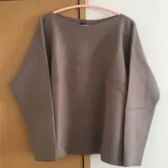 UNIQLO スフレヤーンボートネックセーター　xs