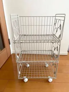 スタッキングバスケット　山善