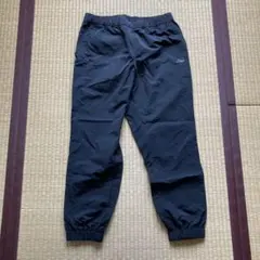 New Balance ブラックパンツ Sサイズ