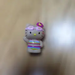 日焼けキティちゃんフィギュア