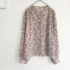 フラワープリントVネックフリルシフォンブラウス　ブランドタグ無し9712