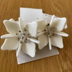 お値下げ　大ぶりピアス　花