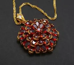 至高の逸品★英国アンティーク　ガーネット・デザイン　ネックレス★