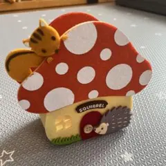 小物入れ　フェルト　秋　りす　ハリネズミ