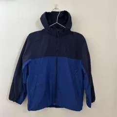 ユニクロ　ポケッタブルパーカー　ネイビー　150