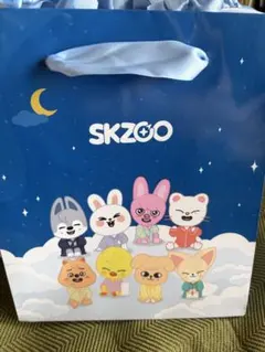 SKZOO GIGO ペーパーバッグ ヒョンジン