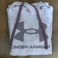 UNDER ARMOUR 裏起毛パーカー