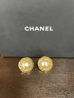CHANEL ゴールド パール イヤリング