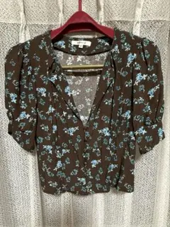 花柄ブラウン半袖ブラウス