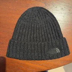 THE NORTH FACE ブラック ニット帽　未使用品のサムネイル