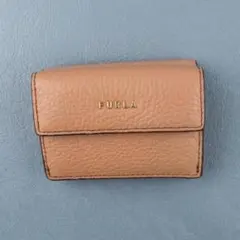FURLA 三つ折り財布のサムネイル