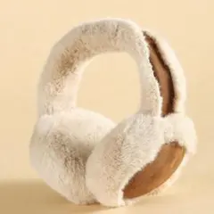クリーム色のファー折りたたみイヤーマフ