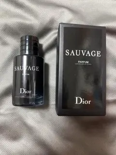Dior SAUVAGE PARFUM 60mlのサムネイル