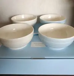 新品未使用品　ウエッジウッド　ジャスパーコンラン　デザイン　2皿✖︎二箱　計4皿 Amazon.co.jp: 【正規輸入品】ウェッジウッド ジャスパー・コンラン