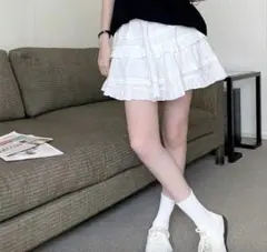 shein フリル付きホワイトミニスカート カラーフリル装飾傘スカート 白のサムネイル
