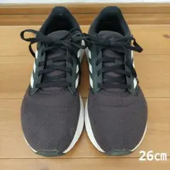 adidas ランニングシューズ