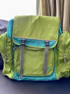 【メルカリ市セール】Coleman バックパック 緑/青 中型　修学旅行・スキー