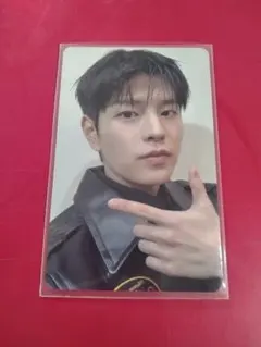 Item thumbnail for item eacbe8f1-2381-463c-a280-79138a47a0f3