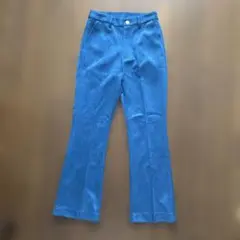 ジーナシスパンツ