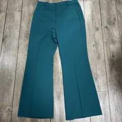 フレアパンツ　UNIQLO